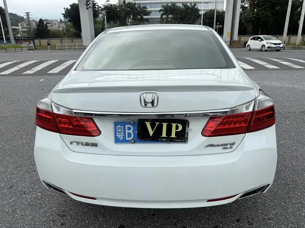 Honda Accord 2014 2.4L EX Luxury