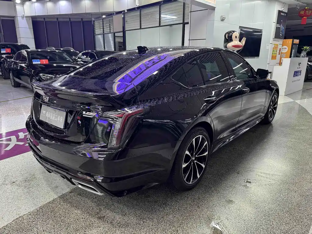Cadillac CT5 — миниатюра 2