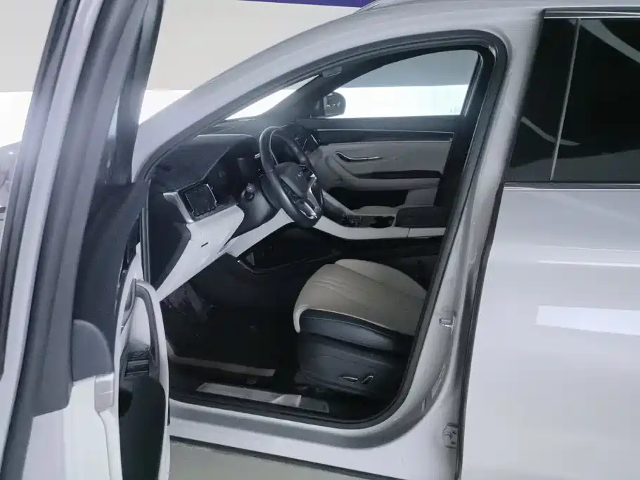BYD Song Plus PLUS 2024 DM-i 150km Flagship PLUS