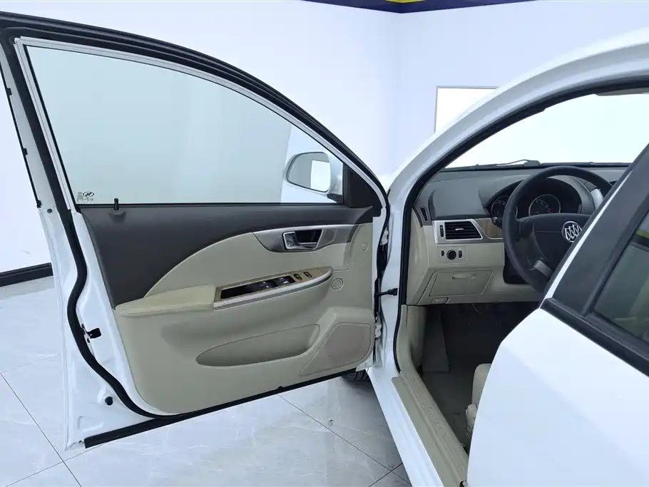 Buick Excelle 2015 1.5L MT