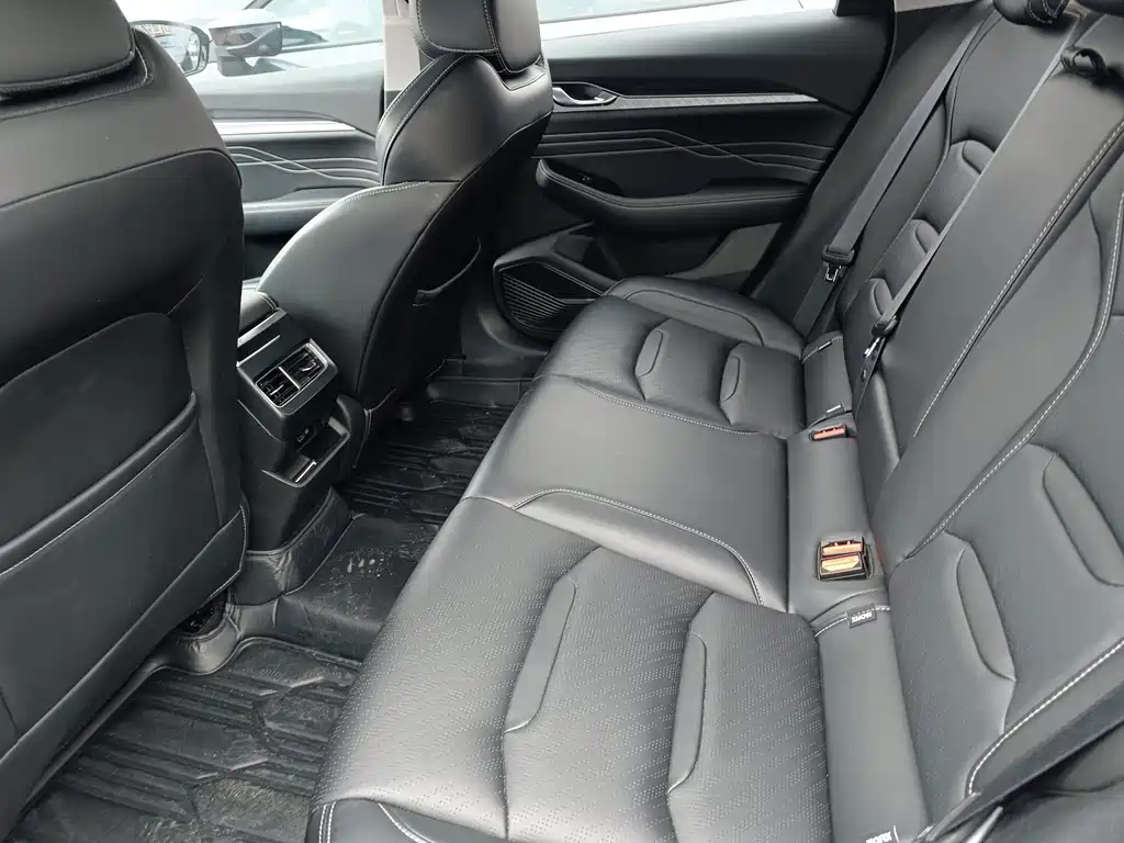 Geely Xingrui — миниатюра 12