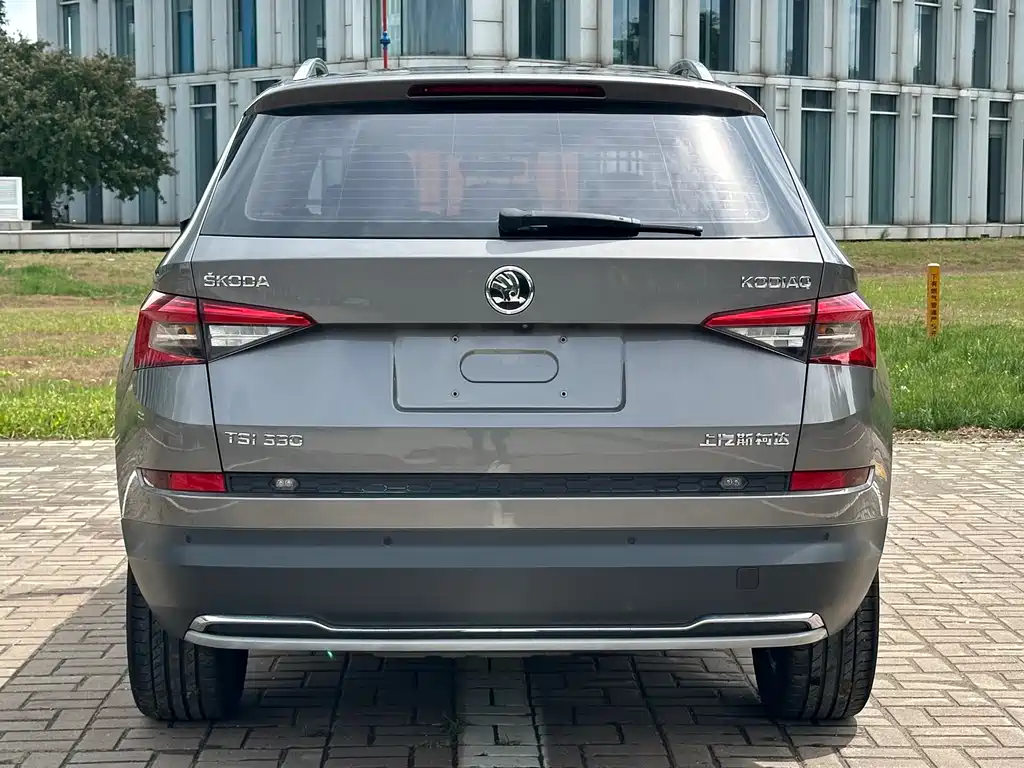 Skoda Kodiaq 2017 TSI330 7 мест Luxury