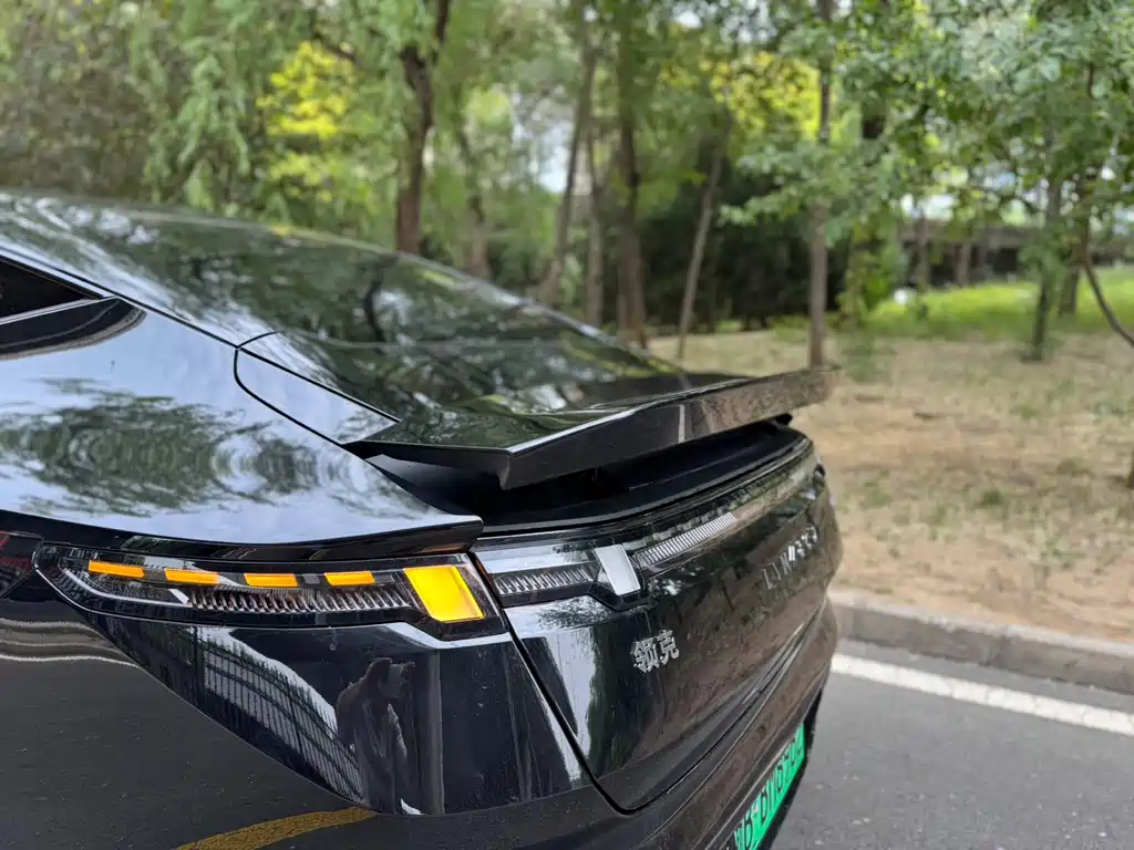 Lynk & Co Z10 2024 STARBUFF 95kWh 766km