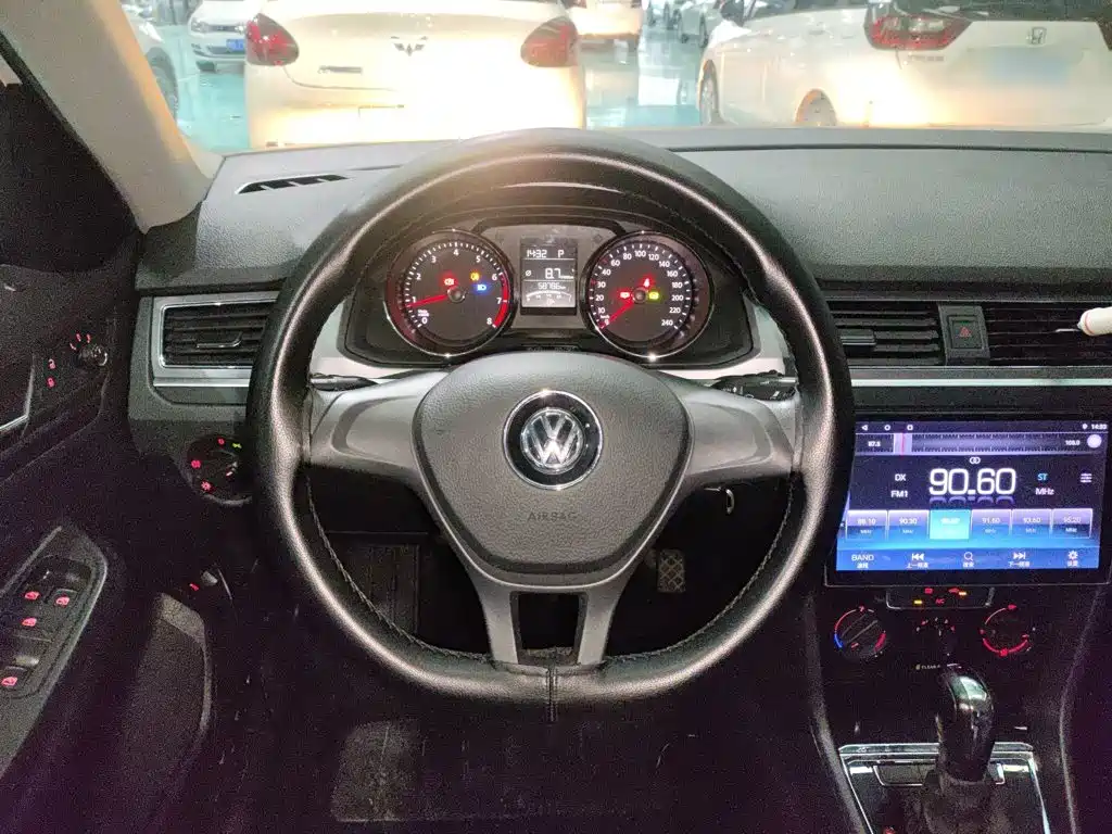 Volkswagen Bora 2019 1.5L AT Fashion VI