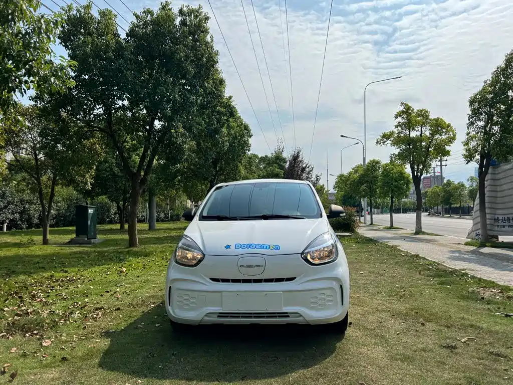 Roewe Clever — миниатюра 16