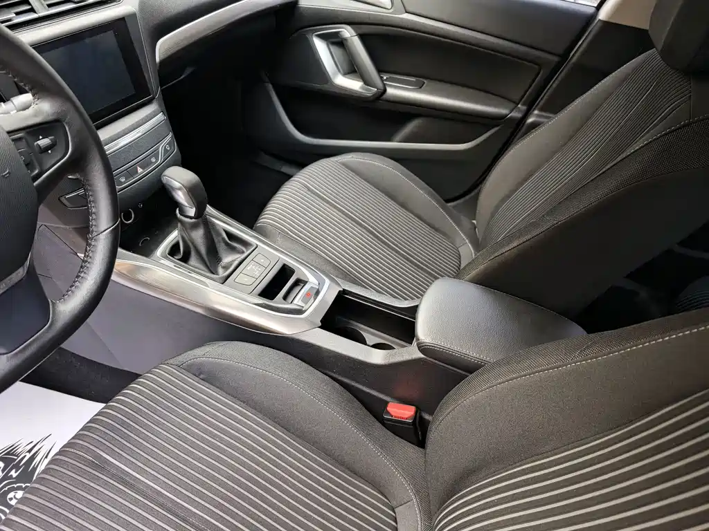 Peugeot 408 — миниатюра 19