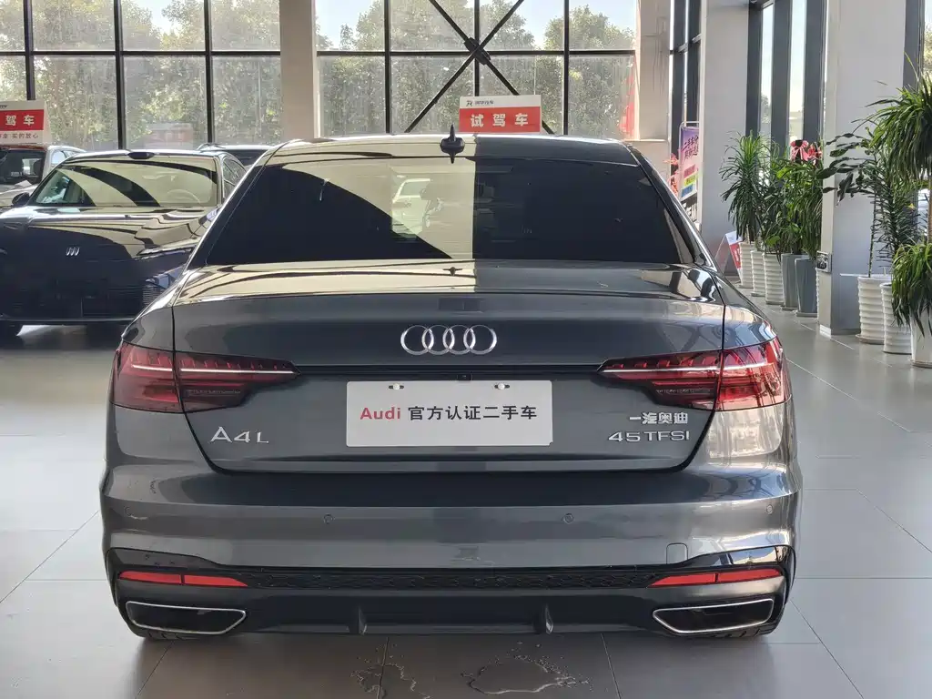 Audi A4L — миниатюра 4