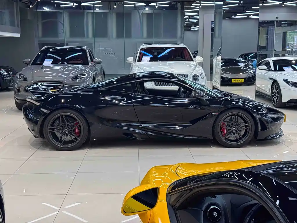 McLaren 720S — миниатюра 3