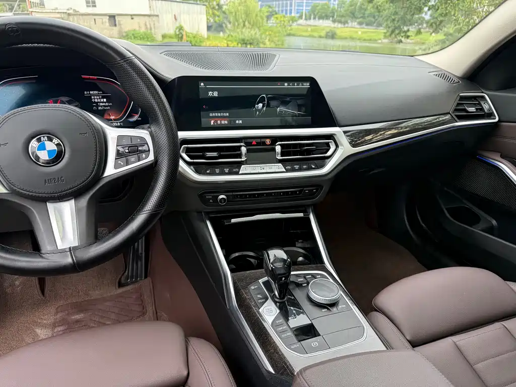 BMW 3 Series — миниатюра 11