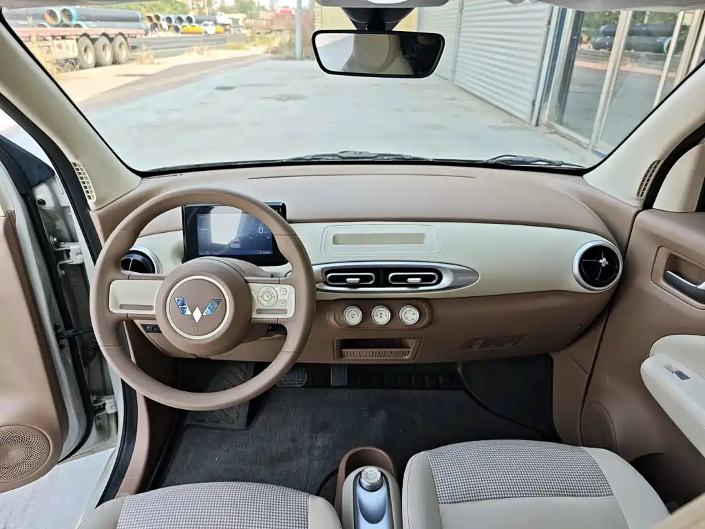 Wuling MINIEV — миниатюра 10