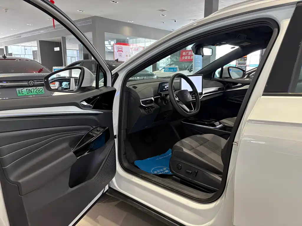 Volkswagen ID.4 Crozz — миниатюра 8