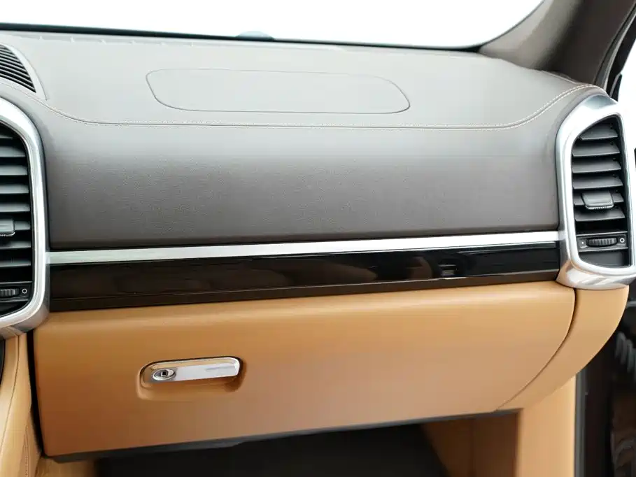 Porsche Cayenne — миниатюра 32