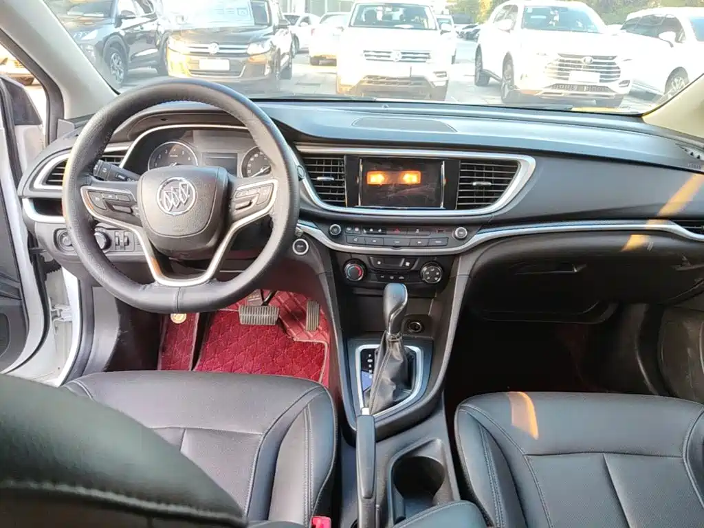 Buick Excelle — миниатюра 10