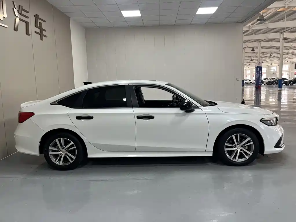 Honda Civic 2023 240TURBO CVT