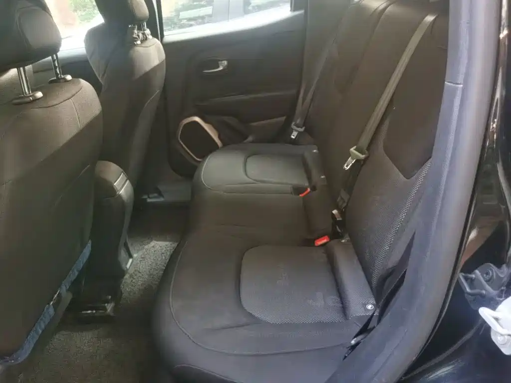 Jeep Renegade — миниатюра 13