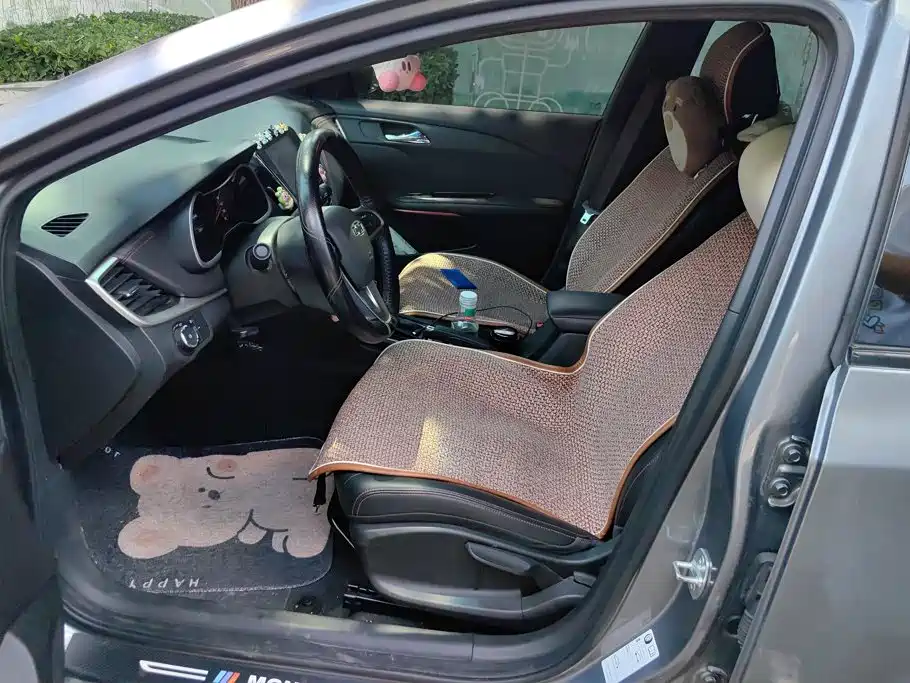 Chevrolet Monza — миниатюра 9
