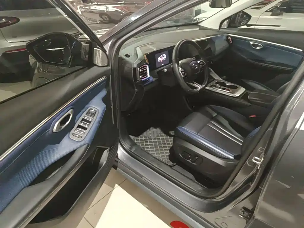 GAC Trumpchi GS3 2023 — фото 16