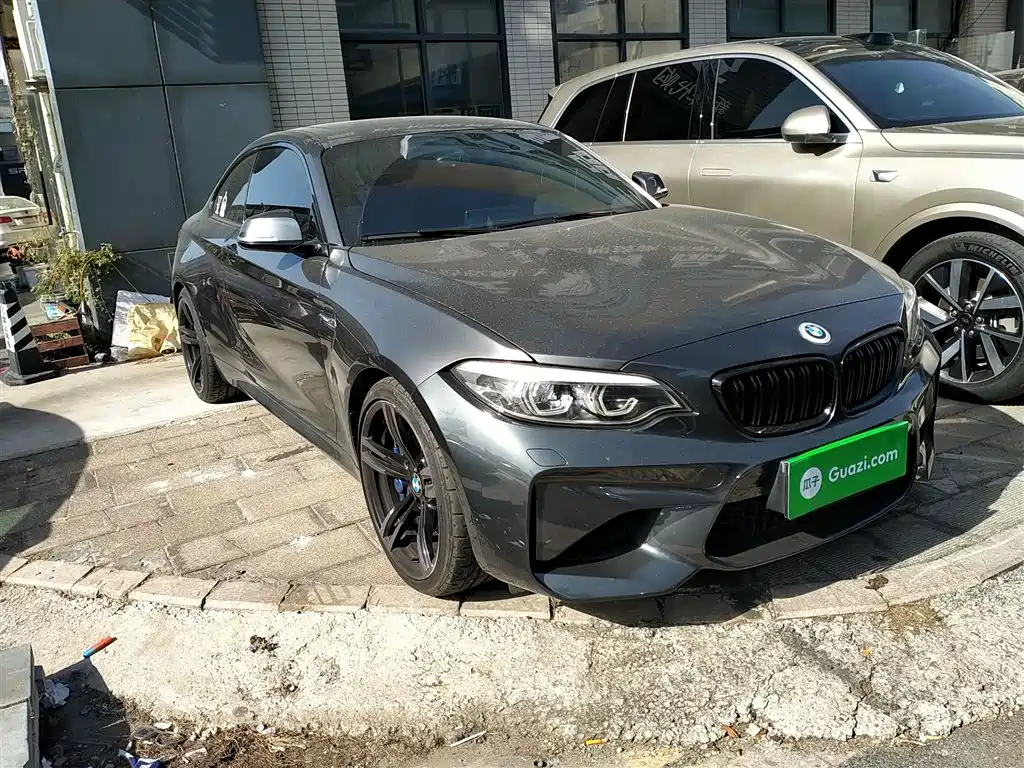 BMW M2