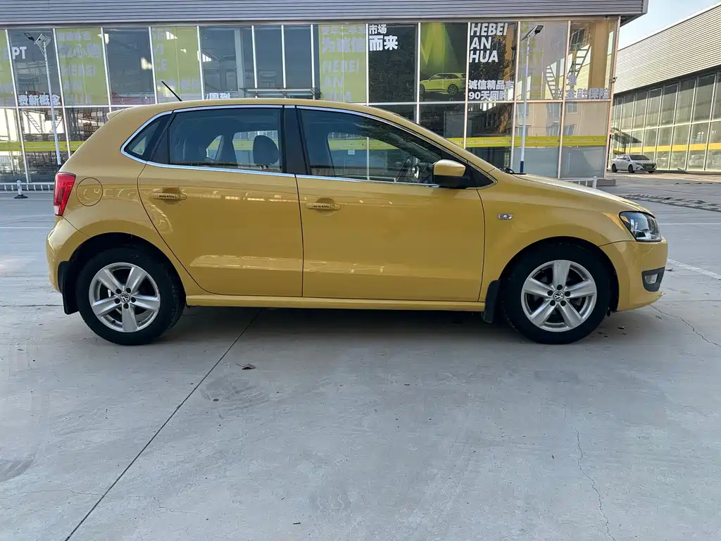 Volkswagen Polo — миниатюра 4