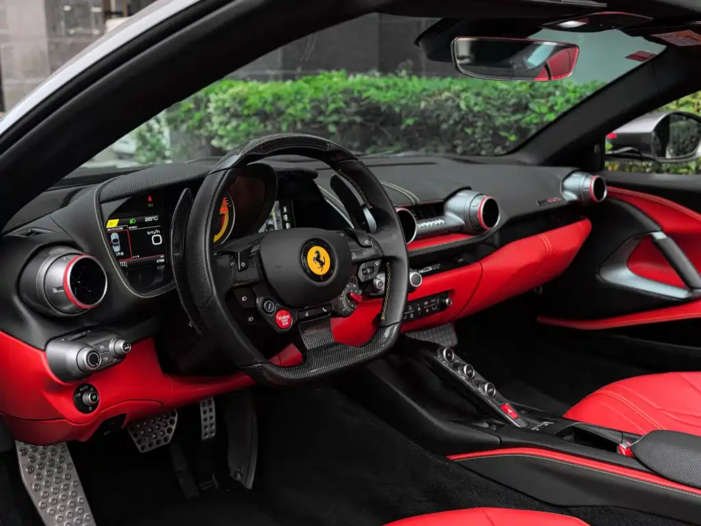 Ferrari 812 — миниатюра 10
