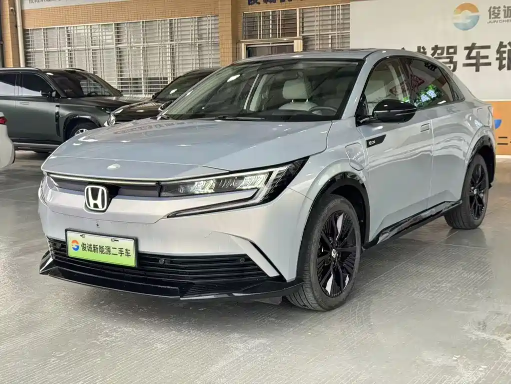 Honda e:NP2 2025