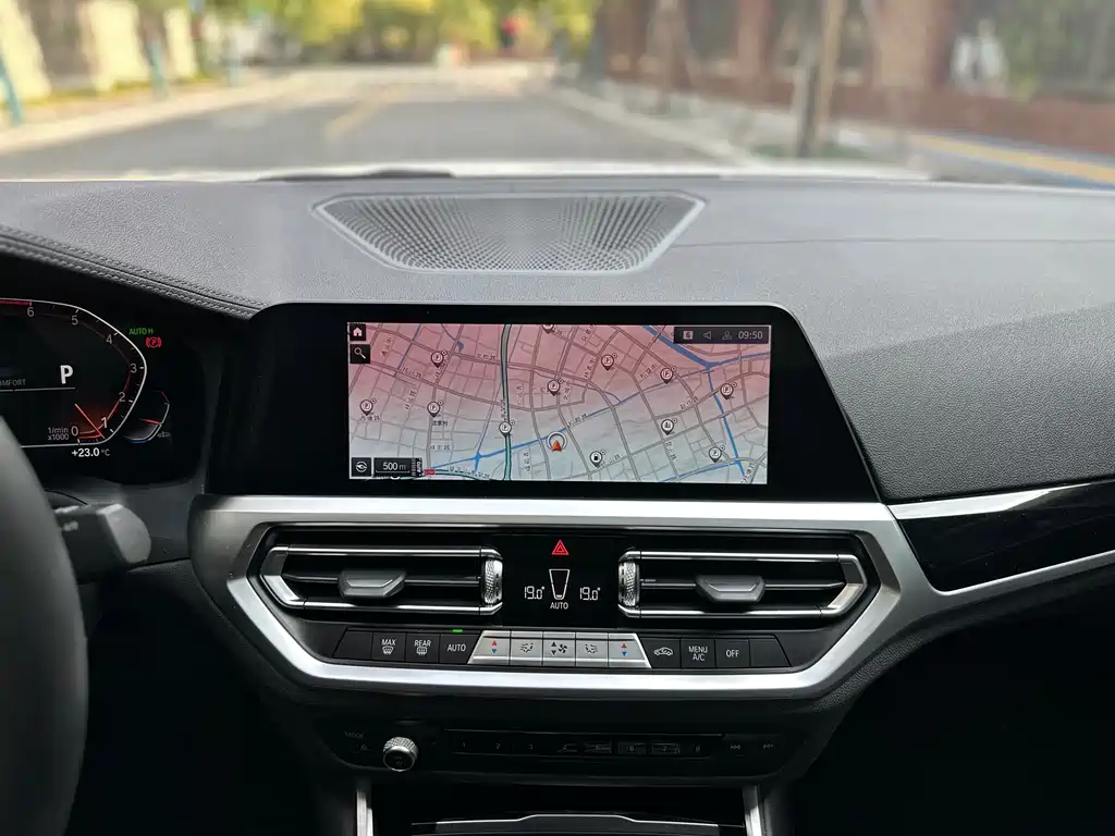 BMW 3 Series — миниатюра 19