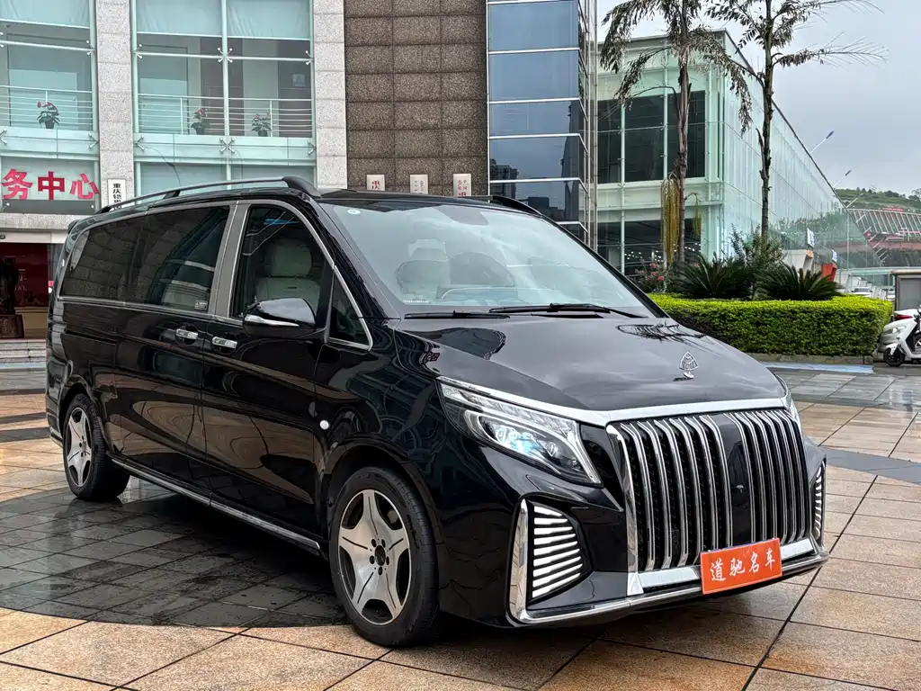 Mercedes-Benz Vito 2021 2.0T 7 мест