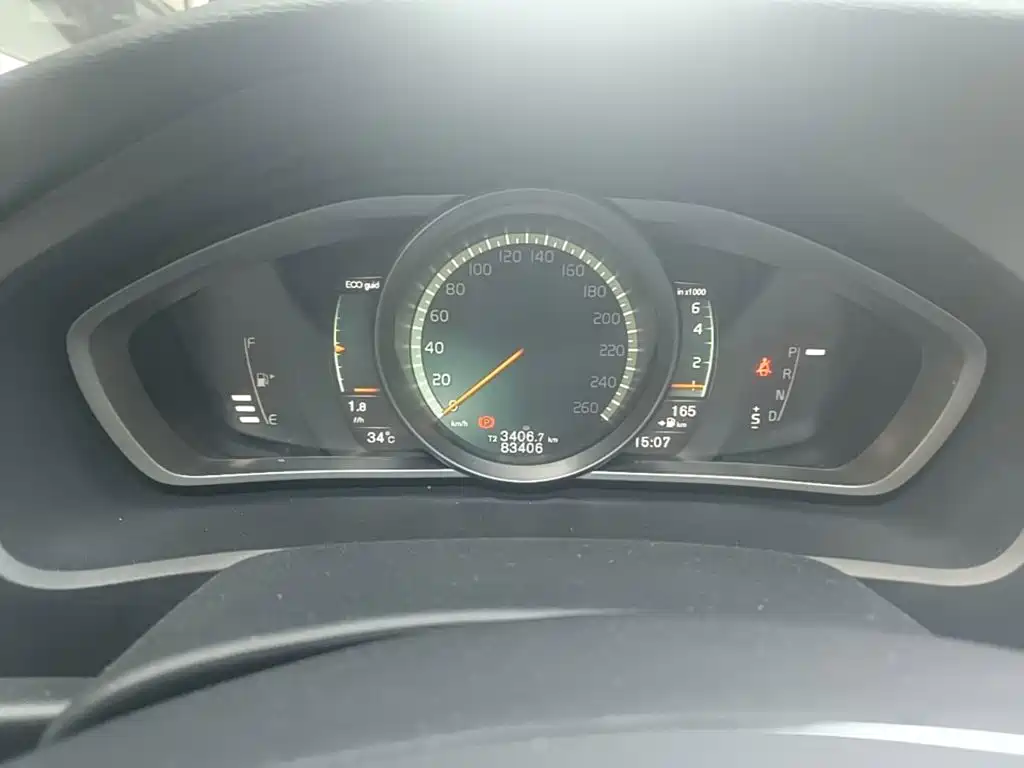 Volvo V40 — миниатюра 12