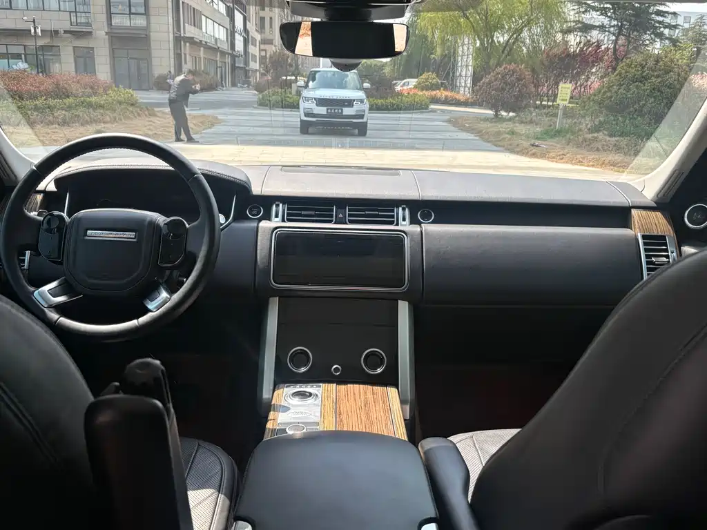 Land Rover Range Rover 2019 3.0 SC V6 Long Wheelbase