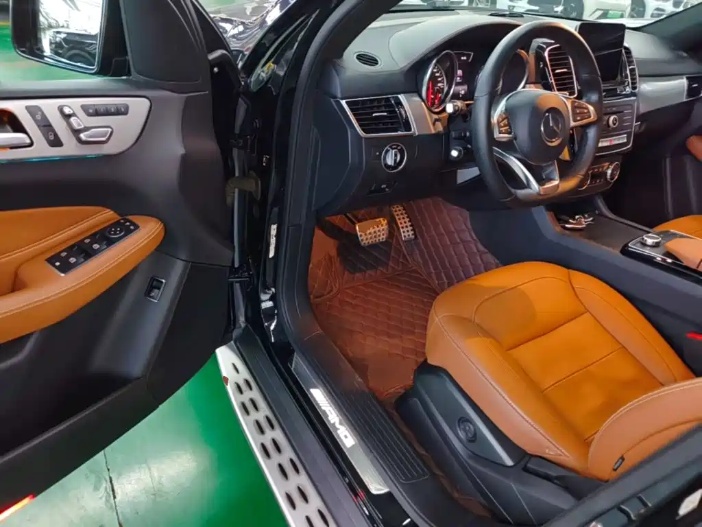 Mercedes-Benz GLE AMG — миниатюра 16