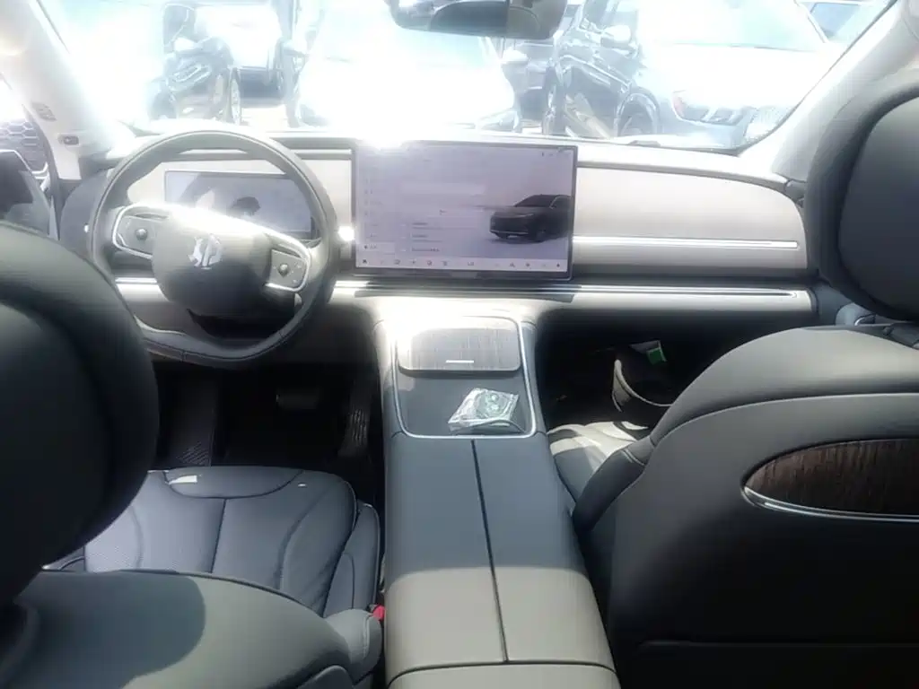 Leapmotor C11 2026 300