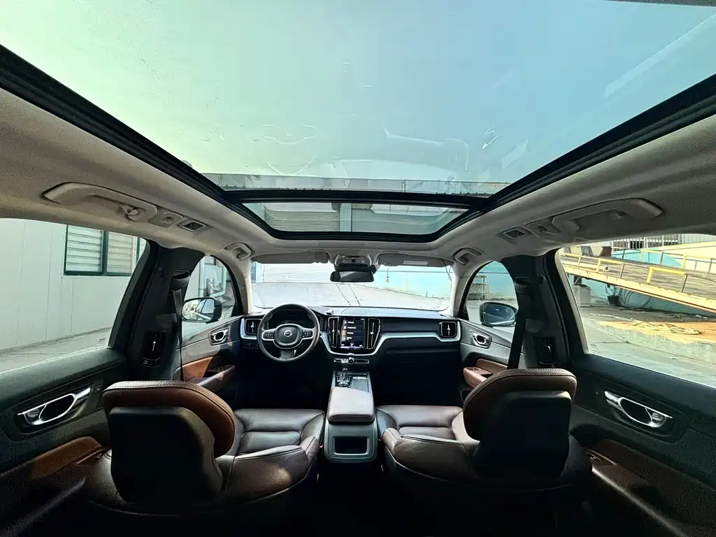 Volvo XC60 — миниатюра 13