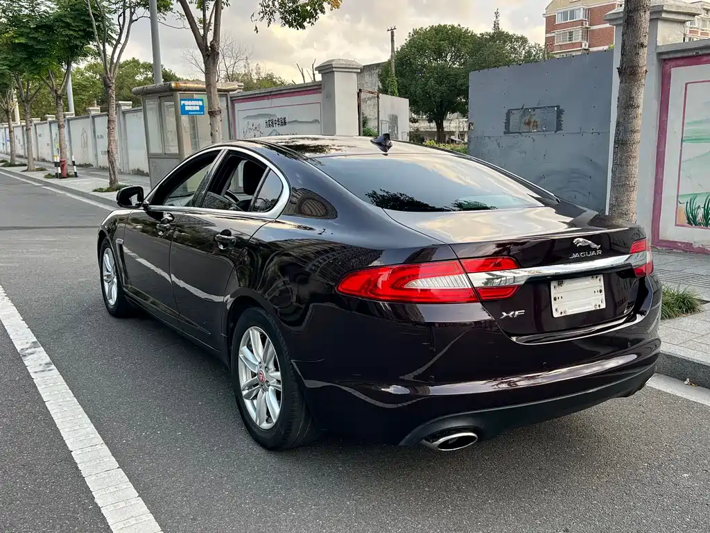 Jaguar XF — миниатюра 12