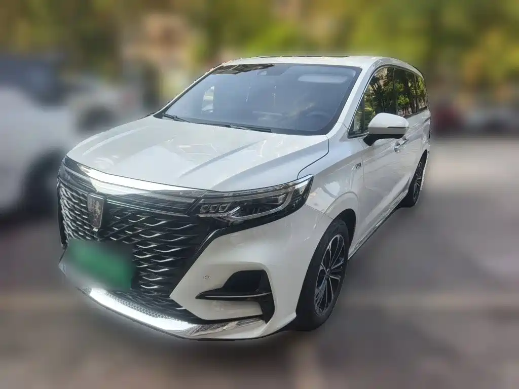 Roewe iMAX8