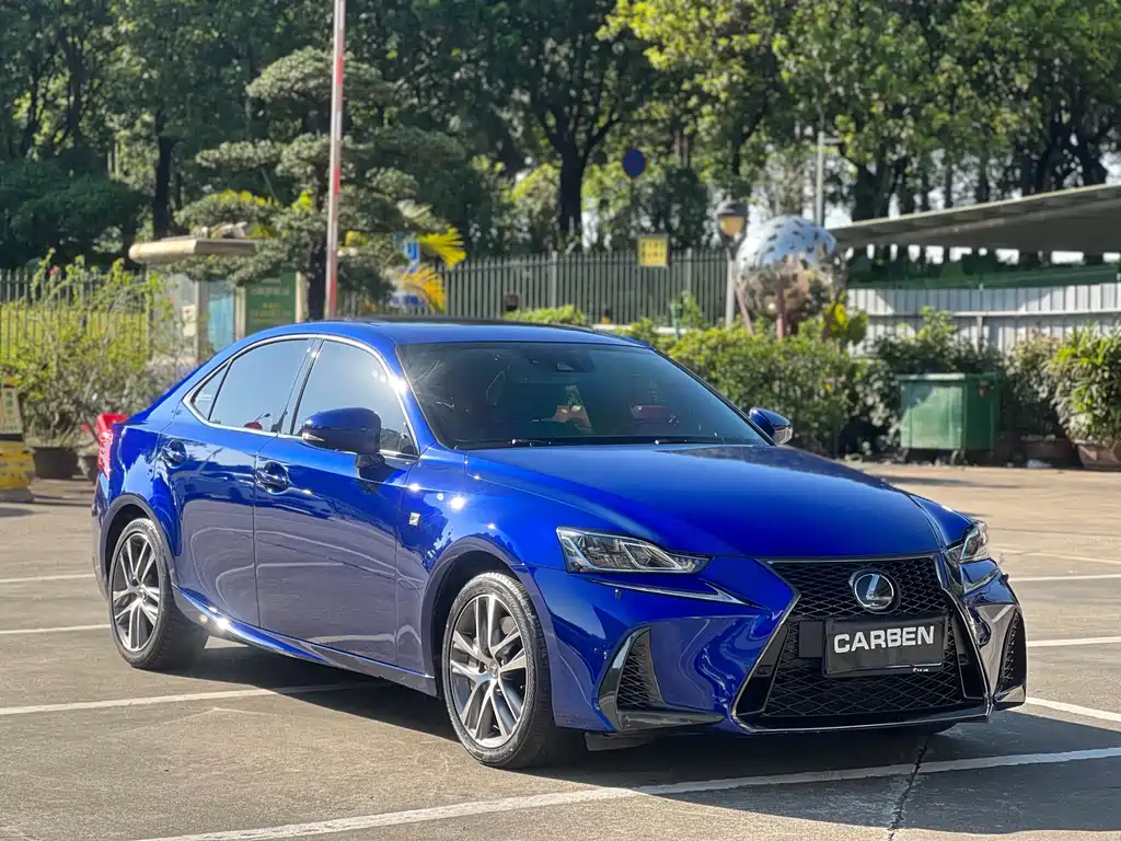 Lexus IS — миниатюра 3