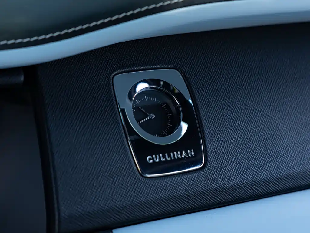 Rolls-Royce Cullinan — миниатюра 17
