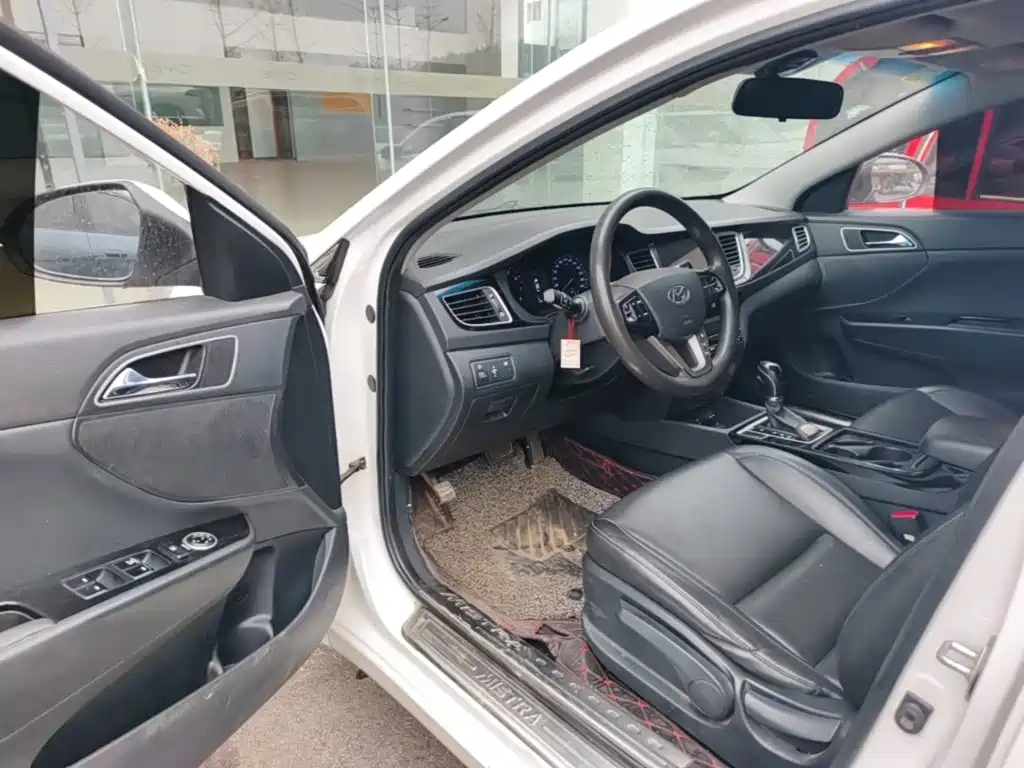 Hyundai Mistra — миниатюра 16