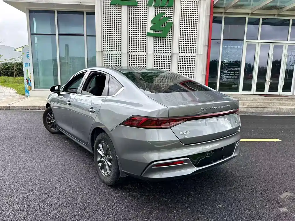 BYD Qin Plus PLUS 2021 EV 400KM