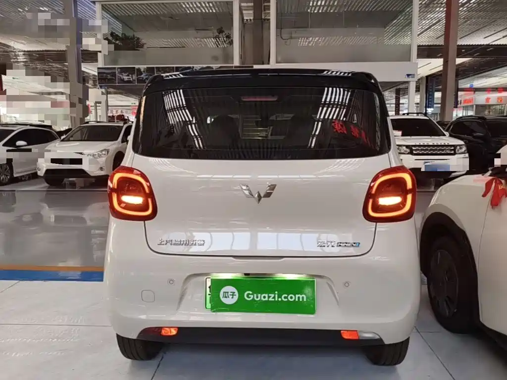 Wuling Mini EV MINIEV 2025 Premium +