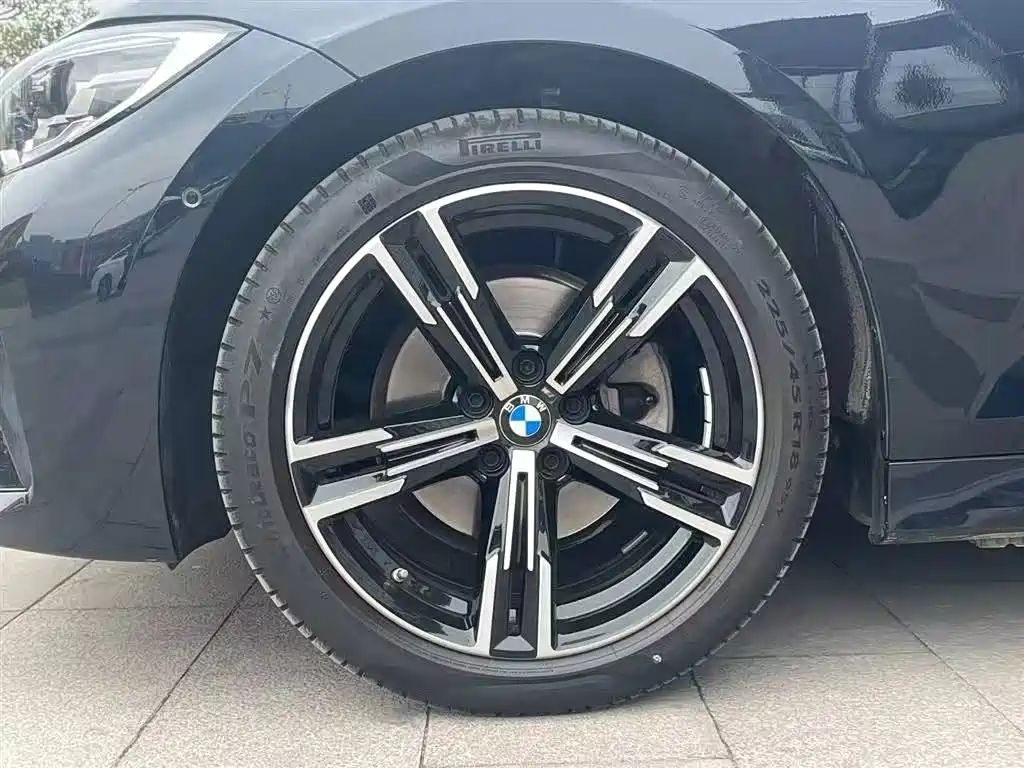 BMW 3 Series — миниатюра 10