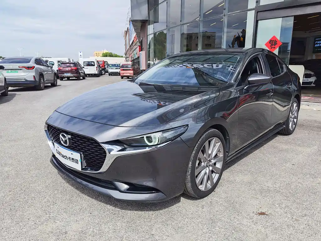 Mazda 3 Axela 2021