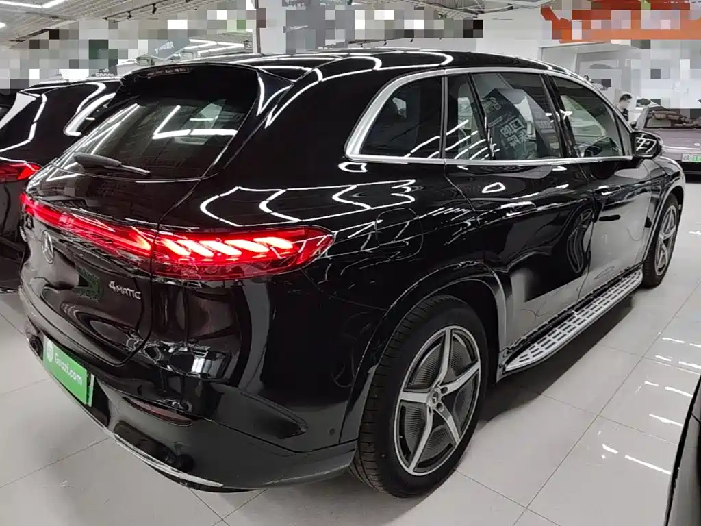 Mercedes-Benz EQS SUV — миниатюра 7