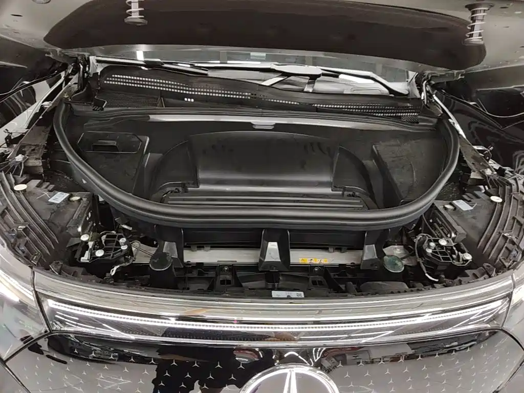 Mercedes-Benz EQS SUV — миниатюра 20