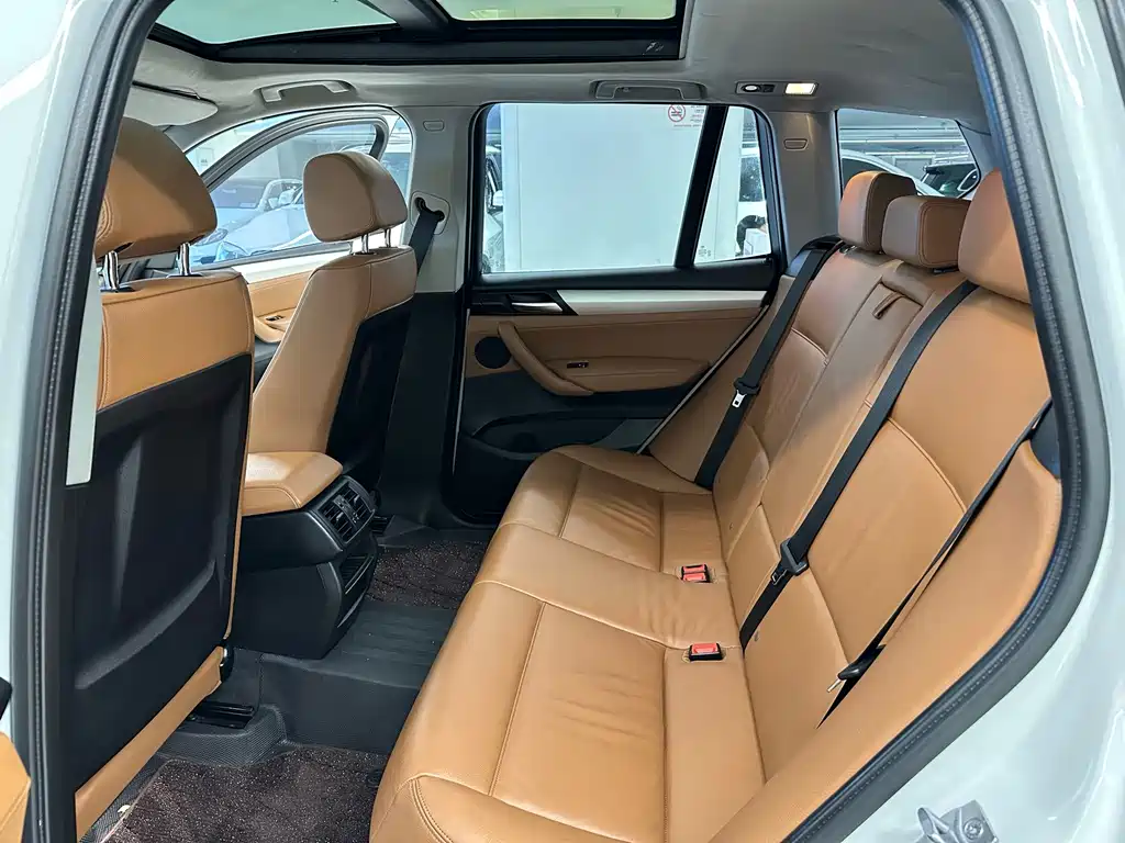 BMW X3 (Import) — миниатюра 11