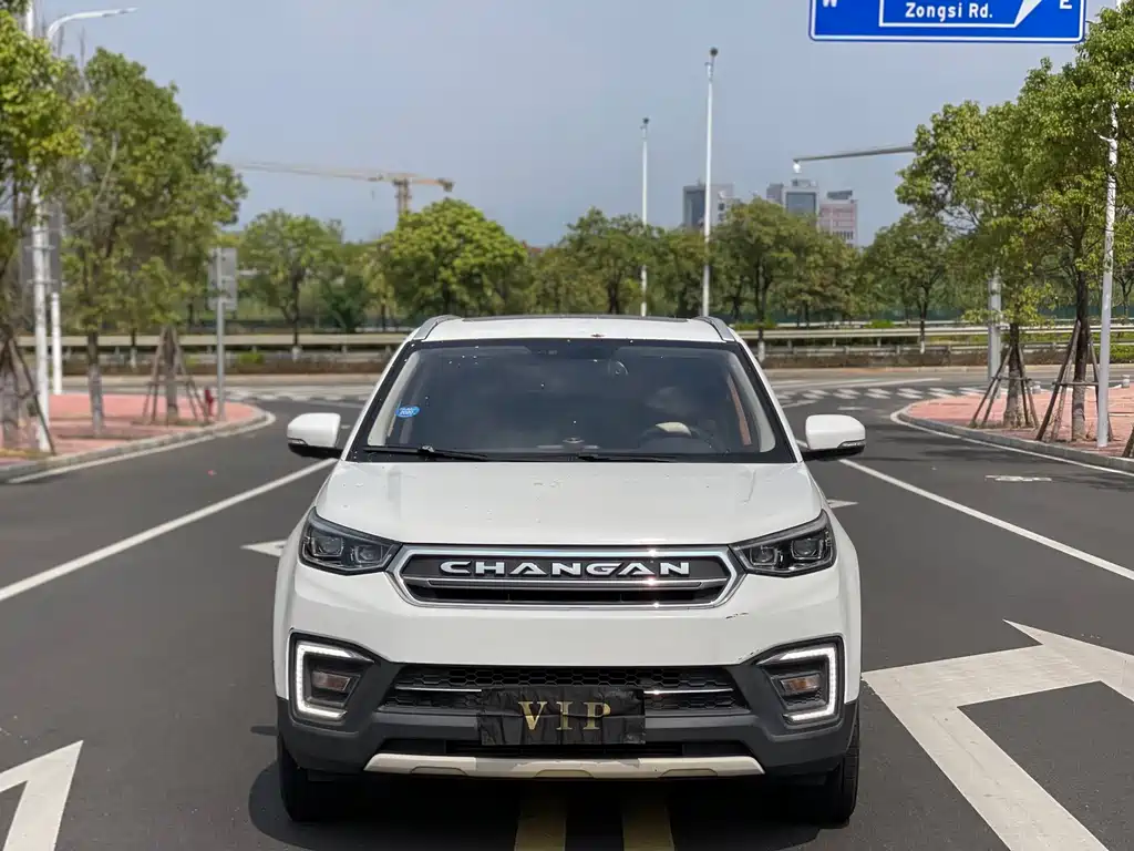 Changan CS55 — миниатюра 2
