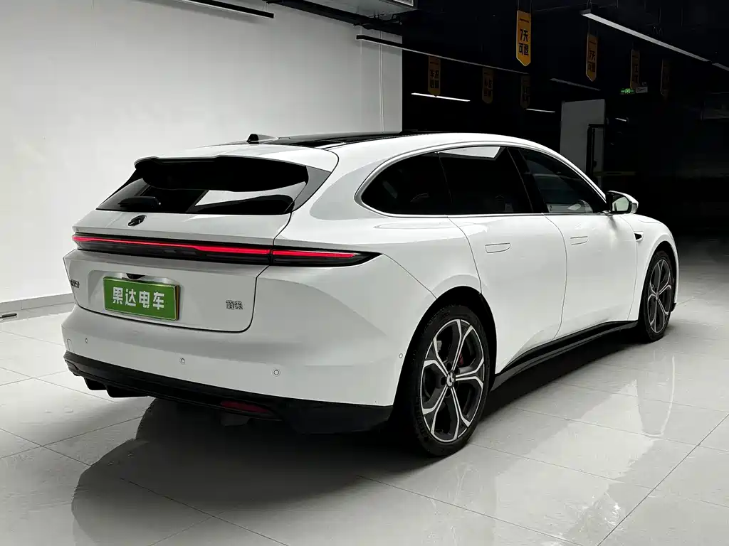 NIO ET5T — миниатюра 6