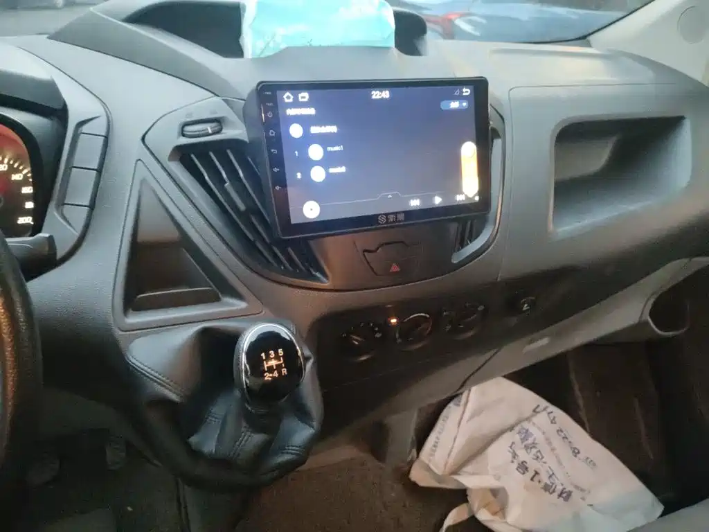 Ford Transit — миниатюра 9