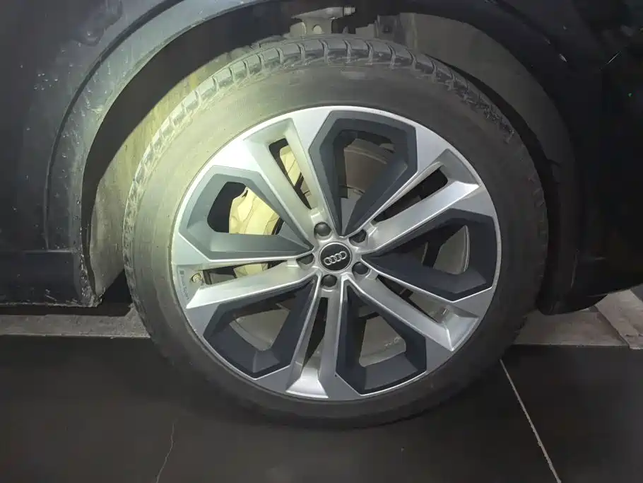 Audi Q7 2021 55 TFSI quattro S line Luxury