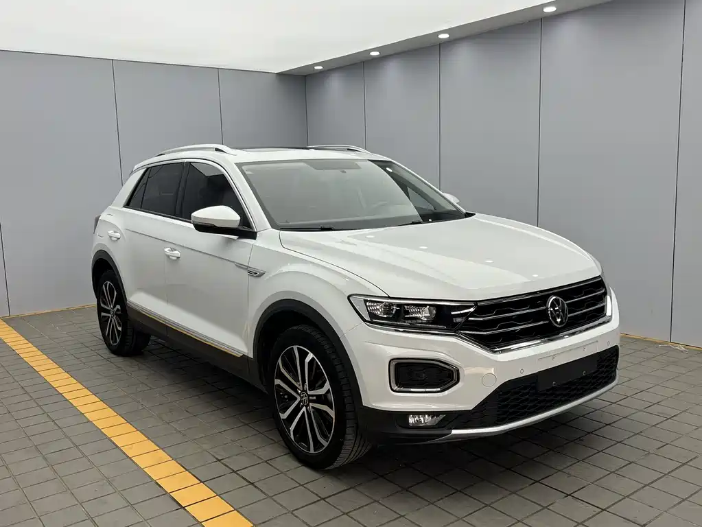 Volkswagen T-Roc 2022 280TSI DSG PLUS