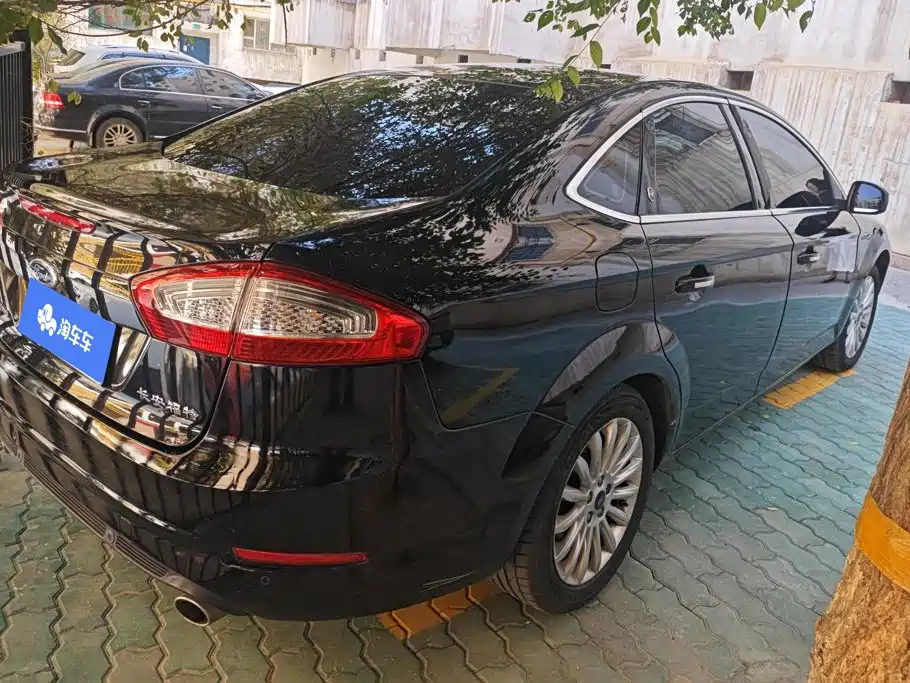 Ford Mondeo — миниатюра 3
